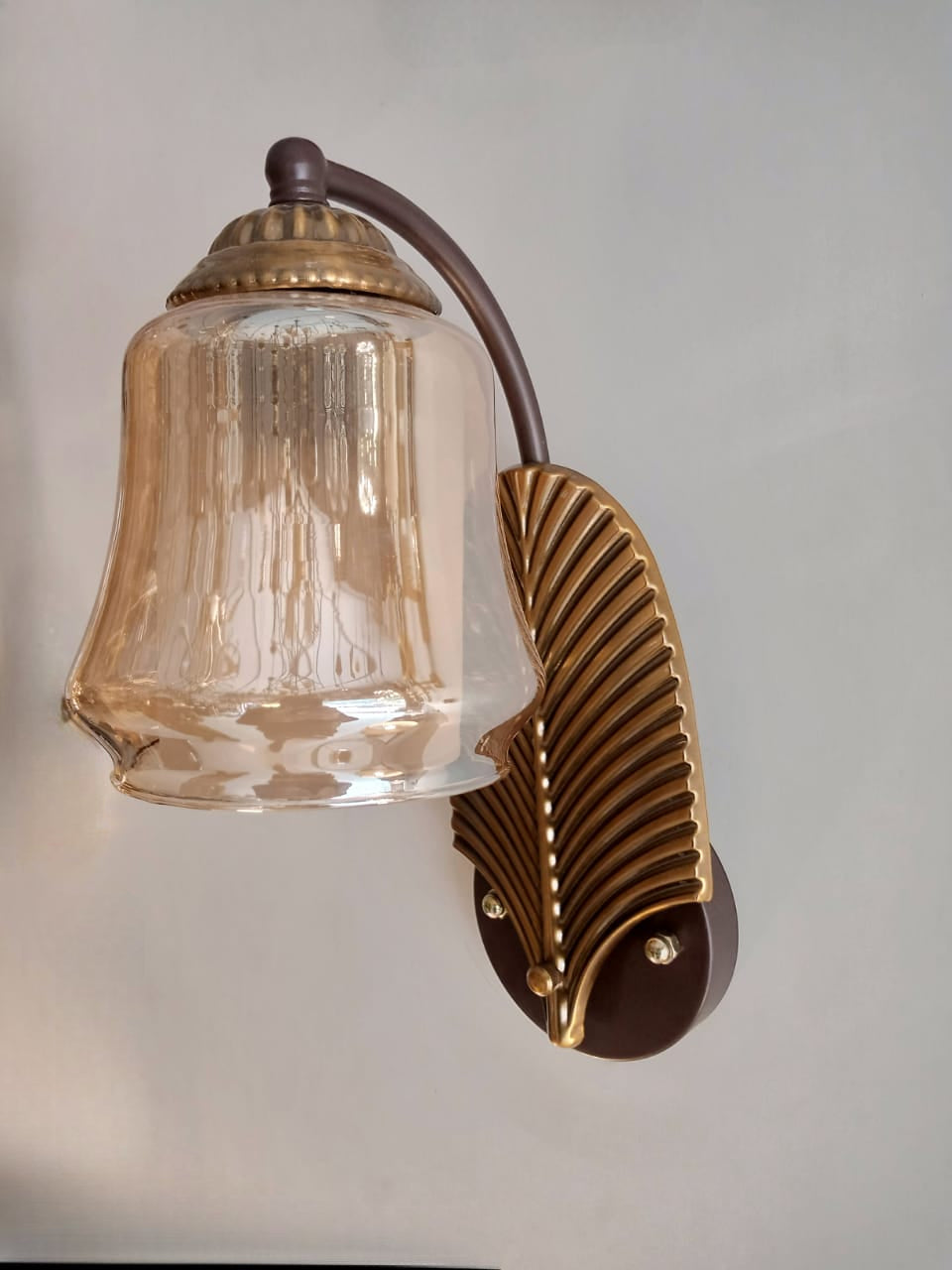 VINTAGE LEAF STYLE WALL LIGHT - AURA LIGHT