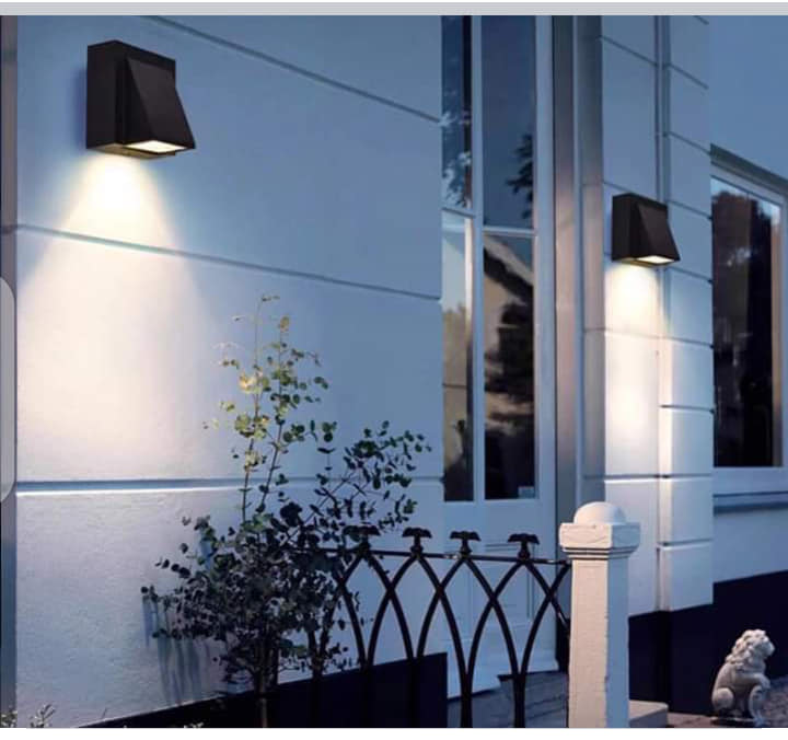 SINGLE SIDED 3W LED OUTDOOR WALL LAMP - AURA LIGHT