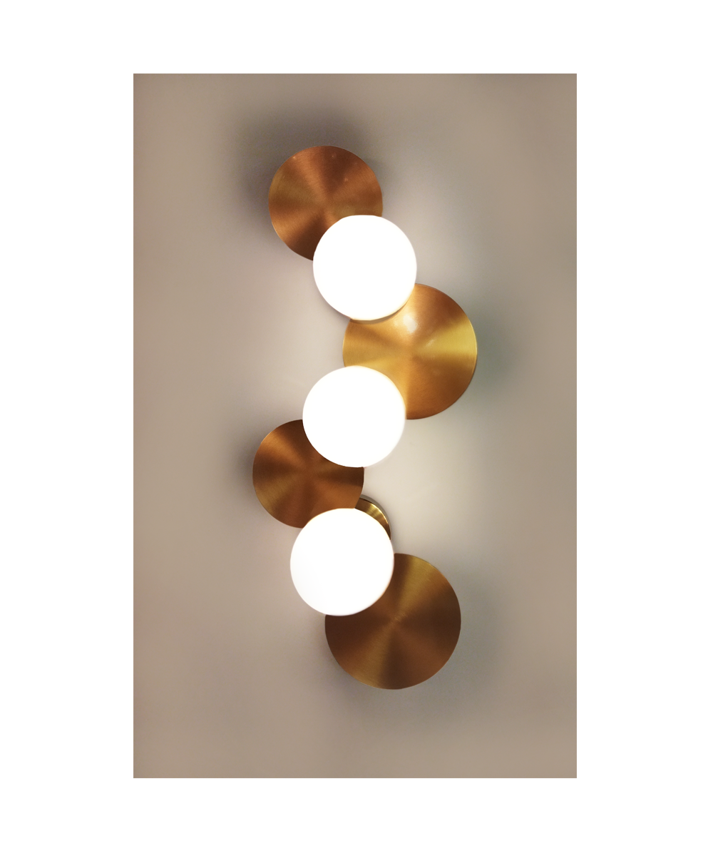 MODERN BRASS WALL LAMP - AURA LIGHT