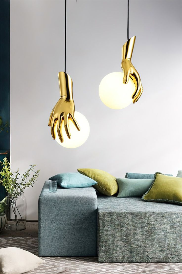 HAND GLOBE PENDANT LIGHT - AURA LIGHT