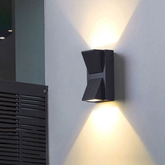 DOUBLE SIDED 6W LED OUTDOOR LIGHT - AURA LIGHT