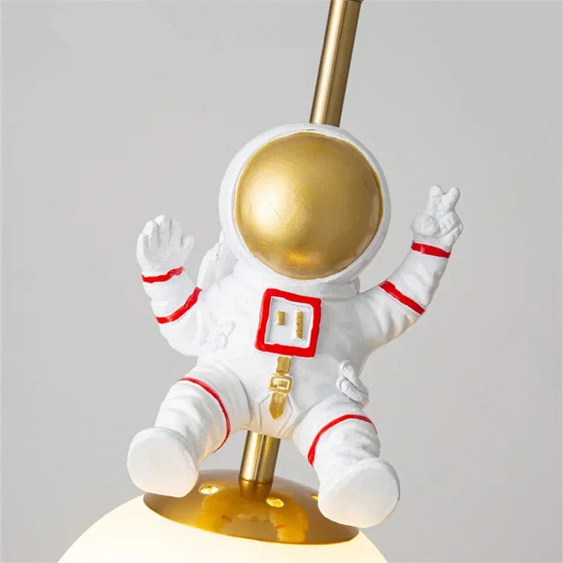 ASTRONAUT HANGING LIGHT - AURA LIGHT
