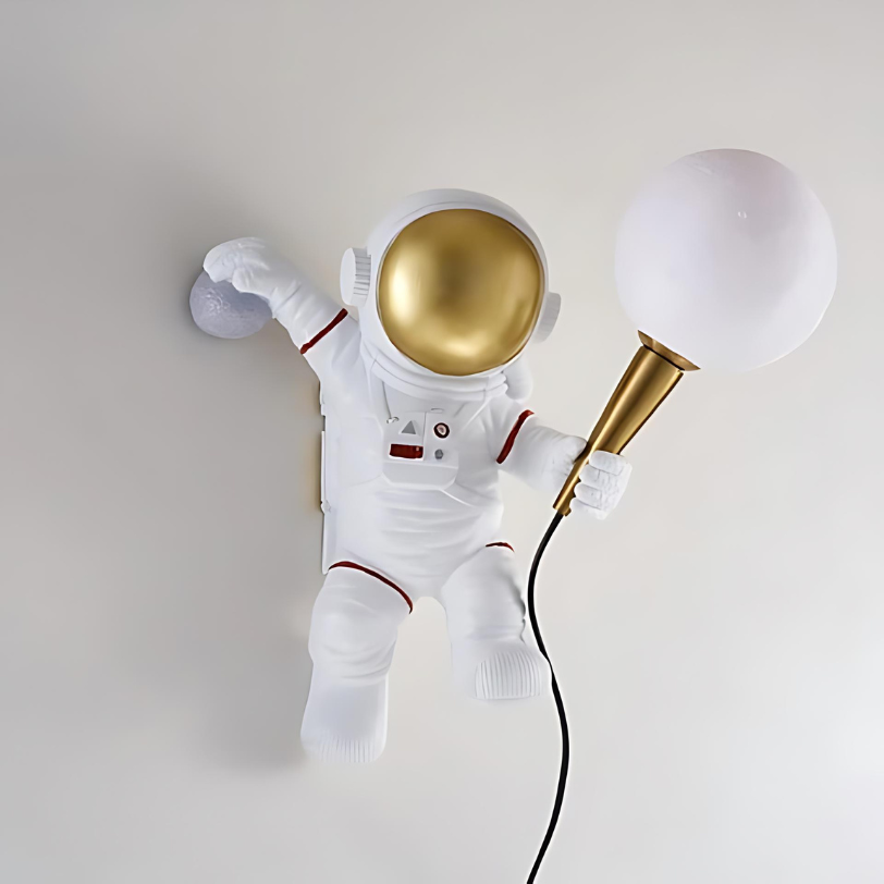 ASTRONAUT WALL LAMP - AURA LIGHT
