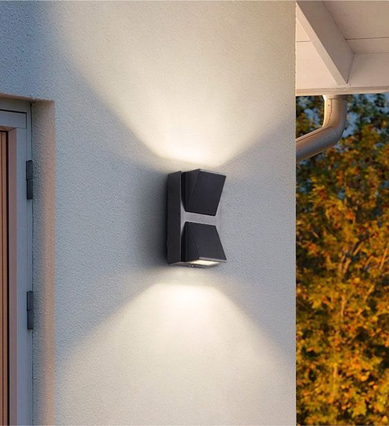 DOUBLE SIDED 6W LED OUTDOOR LIGHT - AURA LIGHT