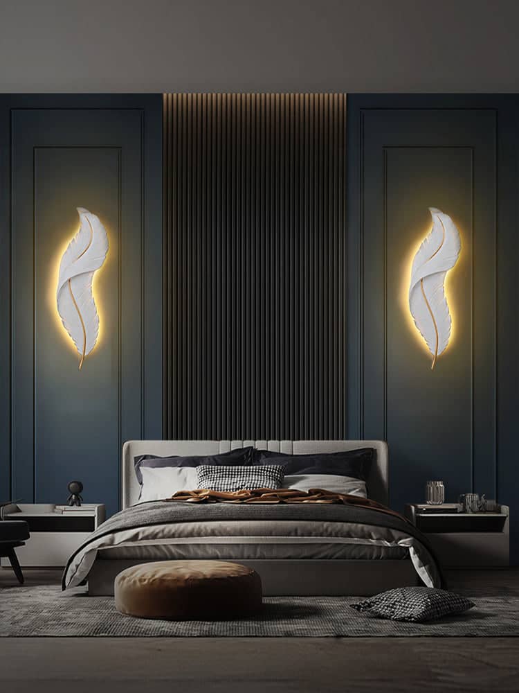 FEATHER WALL LIGHT (2 FT) - AURA LIGHT