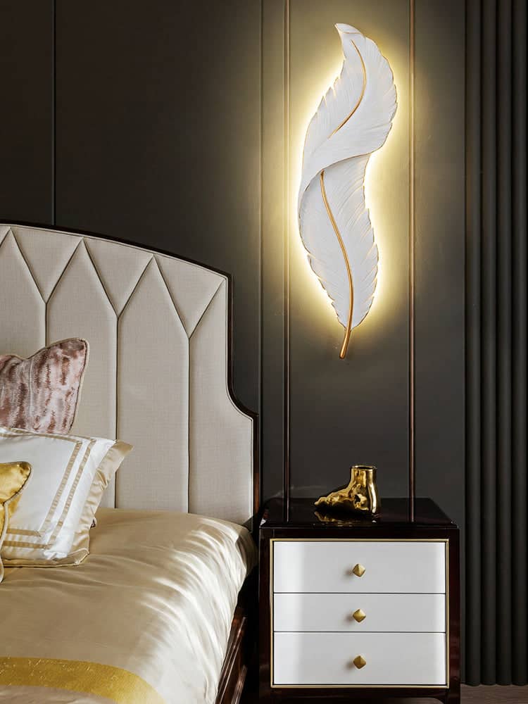 FEATHER WALL LIGHT (2 FT) - AURA LIGHT