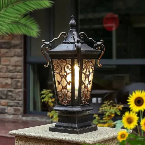 COURTYARD GARDEN LAMP - AURA LIGHT
