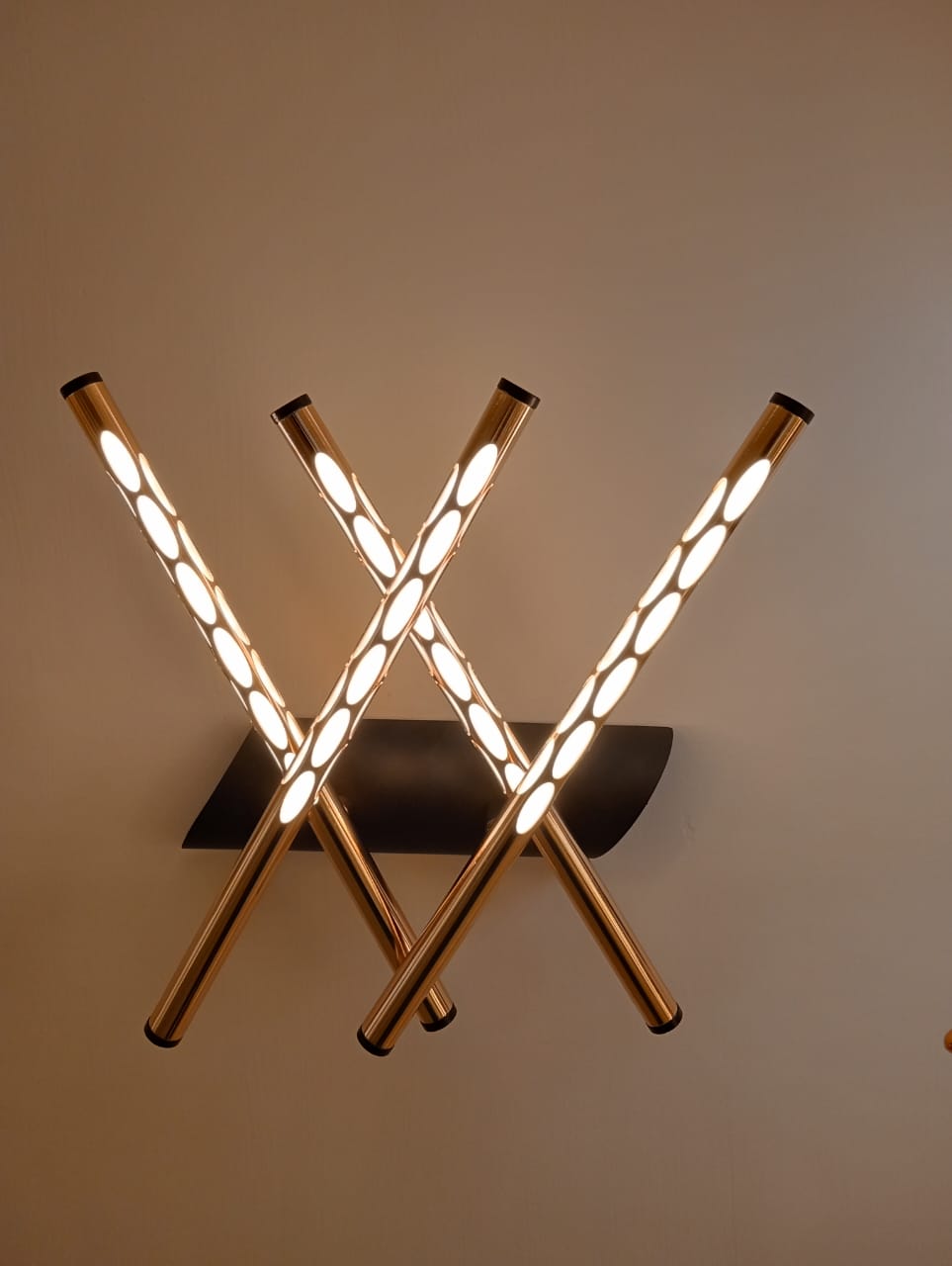 CROSS WALL LIGHT