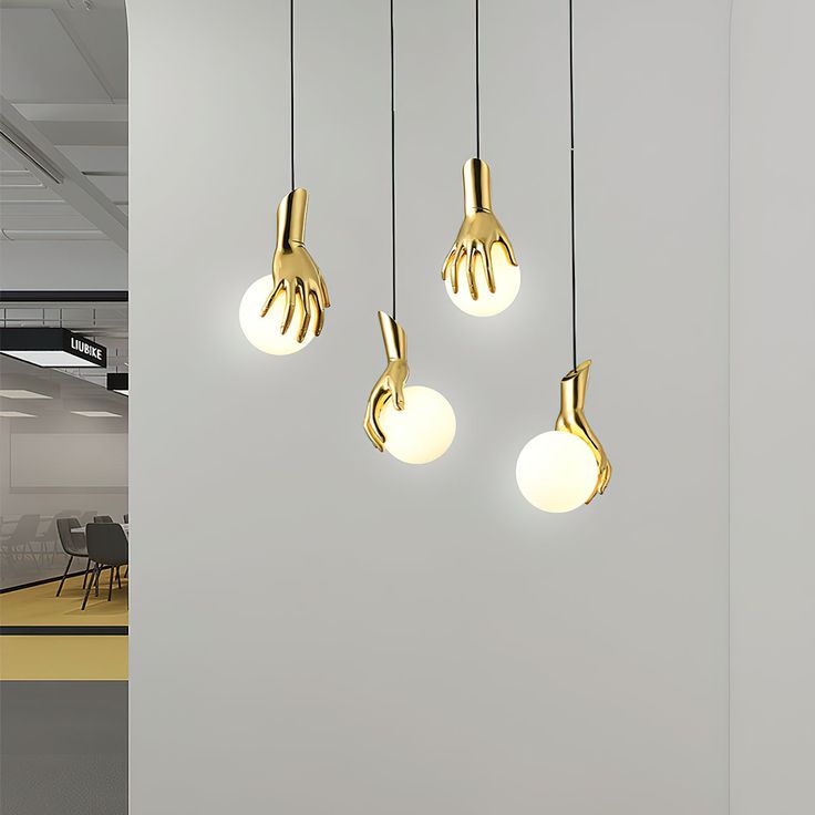 HAND GLOBE PENDANT LIGHT - AURA LIGHT