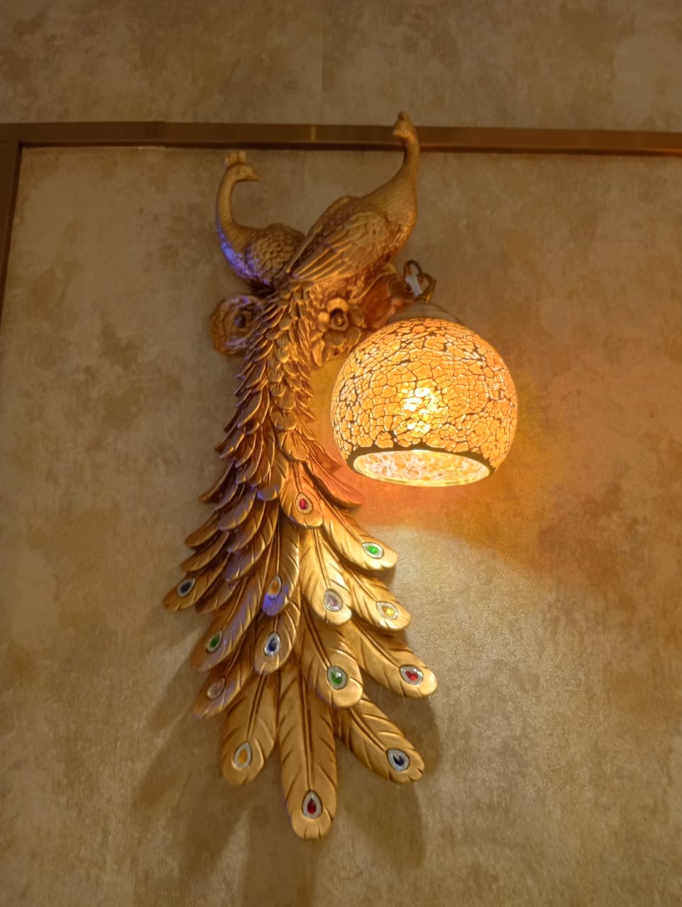 DECORATIVE PEACOCK WALL LIGHT - AURA LIGHT