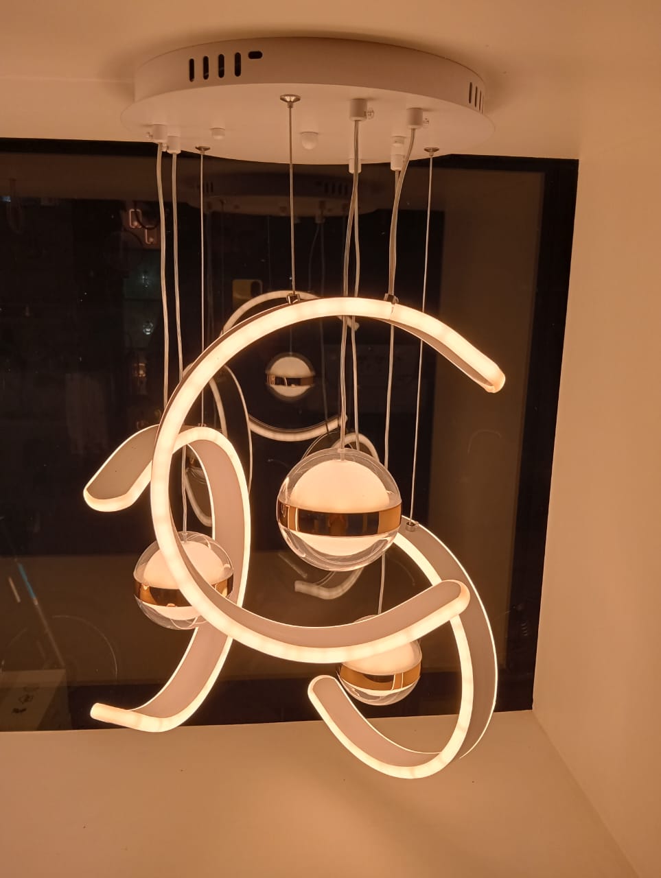 C shape pendant light - AURA LIGHT