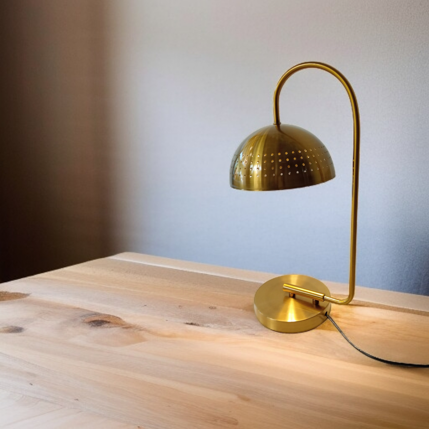 Old style Table lamp - AURA LIGHT